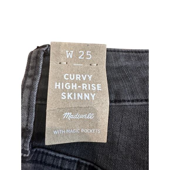 Madewell Petite Curvy High-Rise Skinny Jeans in Black Sea - Picture 8 of 10